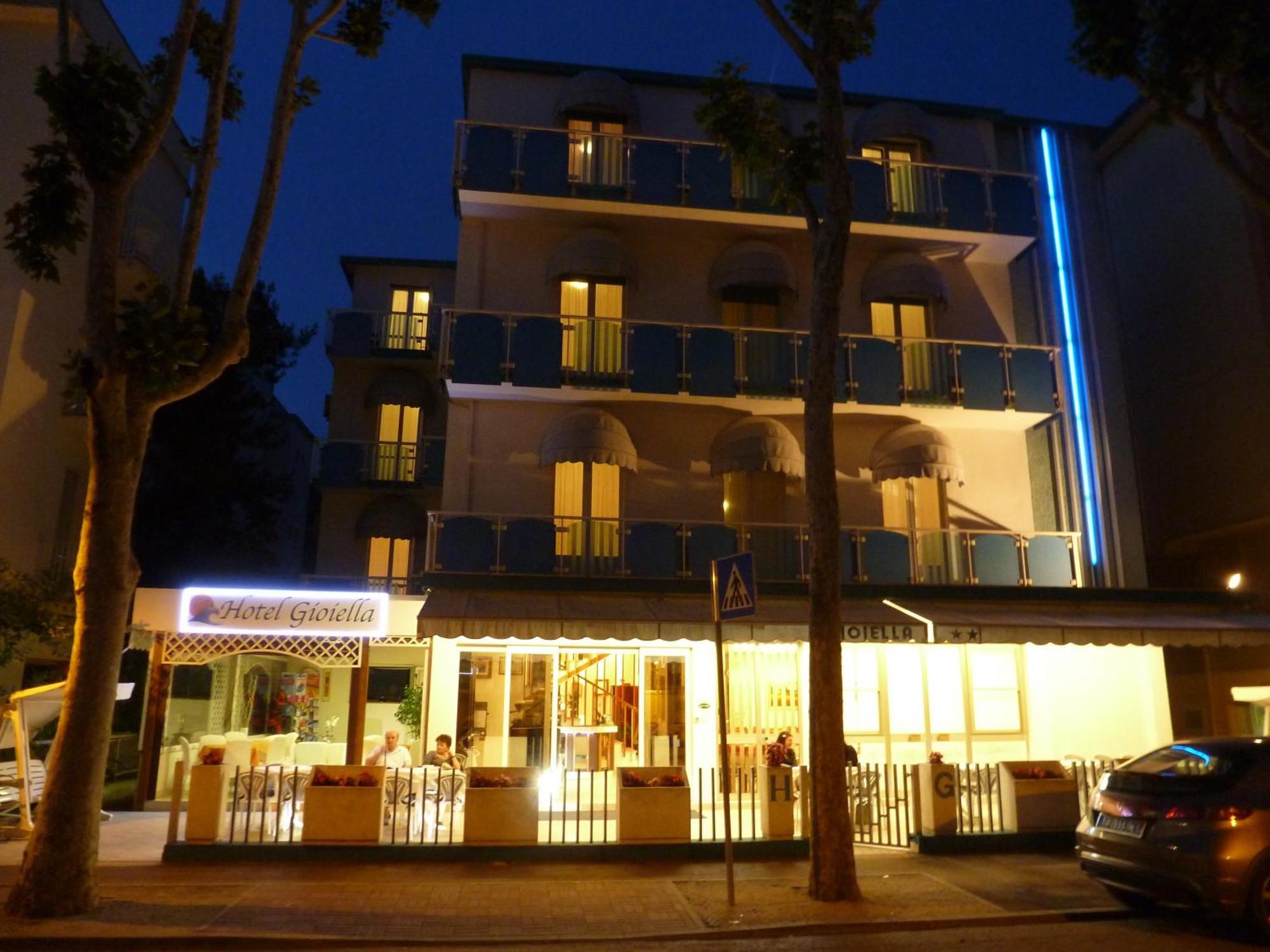 Hotel Gioiella Rimini Exterior photo